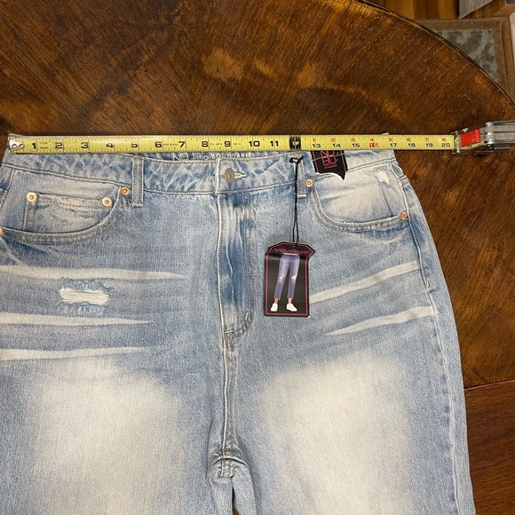 NoBo women’s jeans size 17 wide leg distressed NWT - Picture 14 of 14